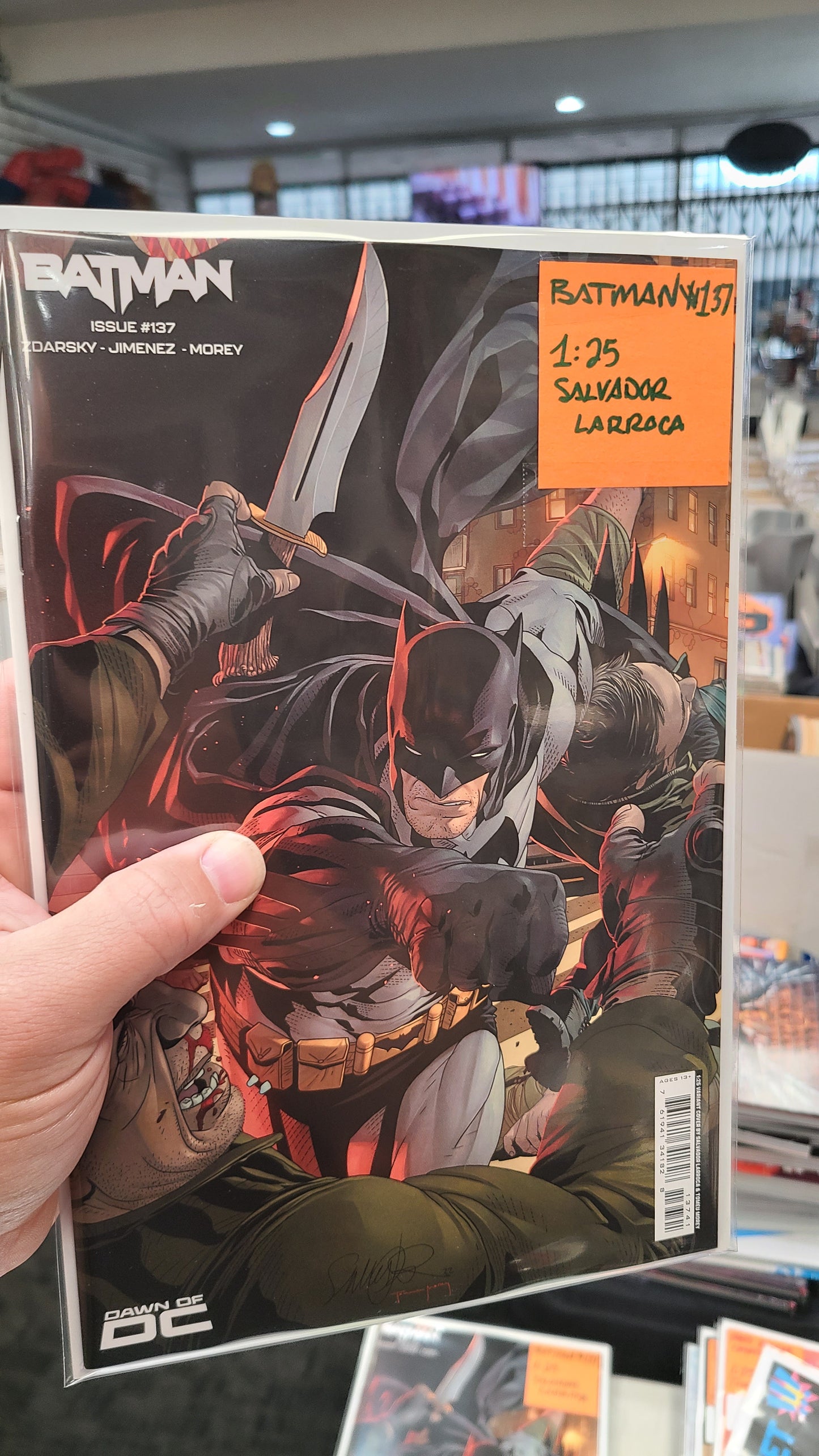 BATMAN #137 1:25 BY SALVADOR LARROCA